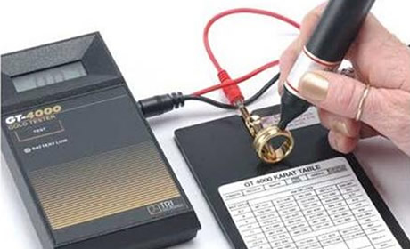Testing gold with electronic tester